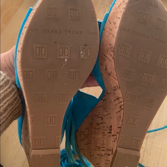AS IS Ivanka trump suede ankle wrap wedges US 6 - Picture 4 of 7